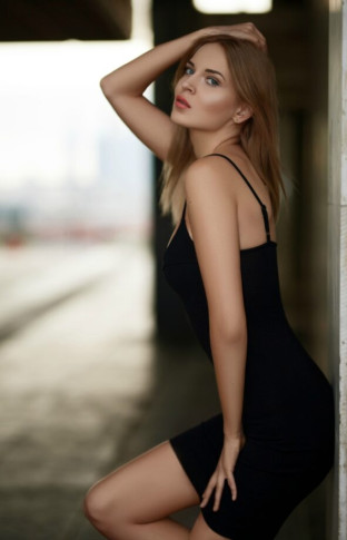Mariana Exclusive